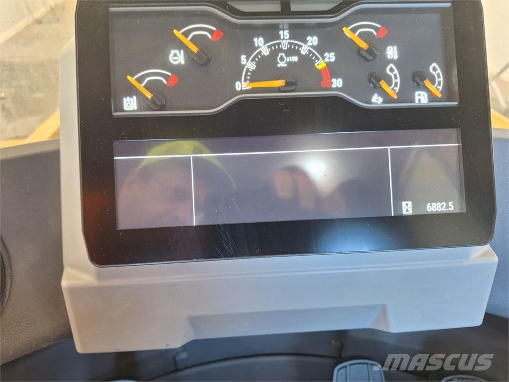 CAT 980 NG Iekrāvēji uz riteņiem