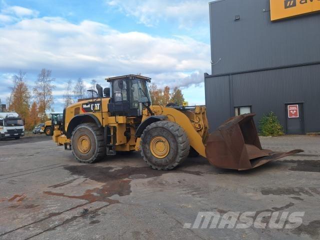 CAT 980M Iekrāvēji uz riteņiem