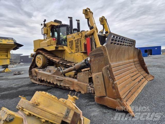CAT D11T Kāpurķēžu buldozeri