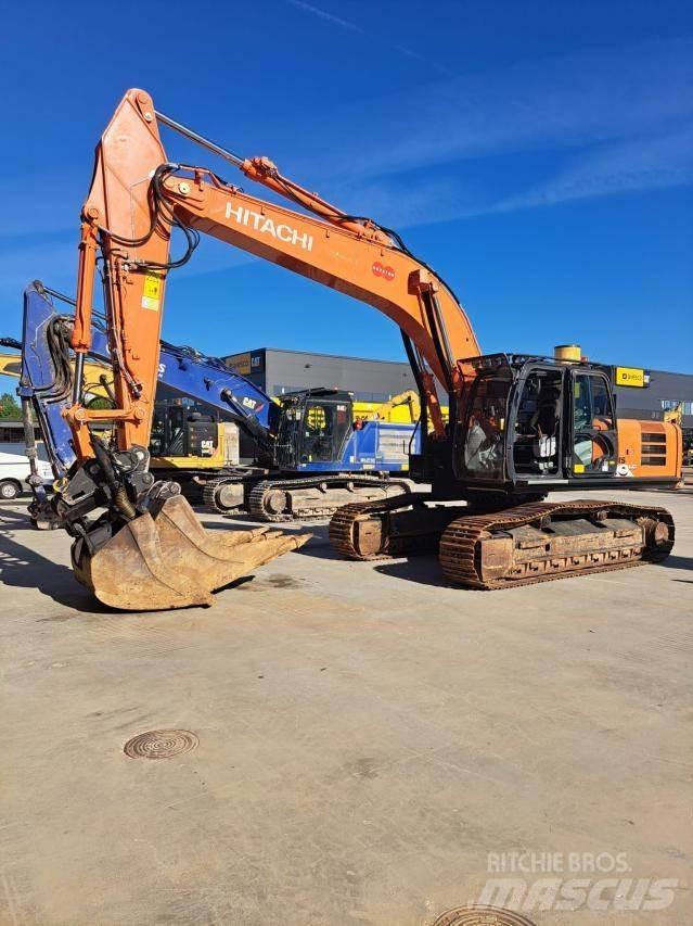 Hitachi ZX300LC-6 Kāpurķēžu ekskavatori