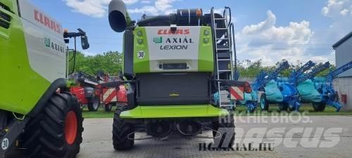 CLAAS Lexion 660 Ražas novākšanas kombaini