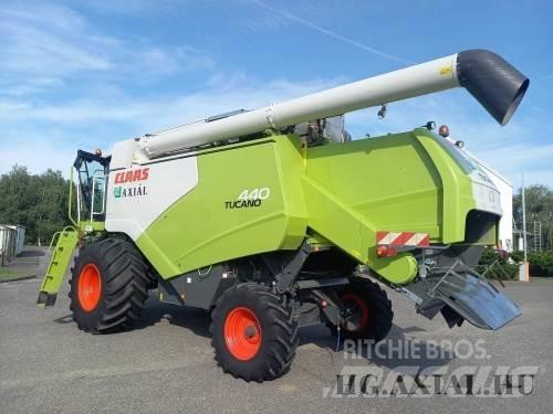 CLAAS Tucano 440 Ražas novākšanas kombaini