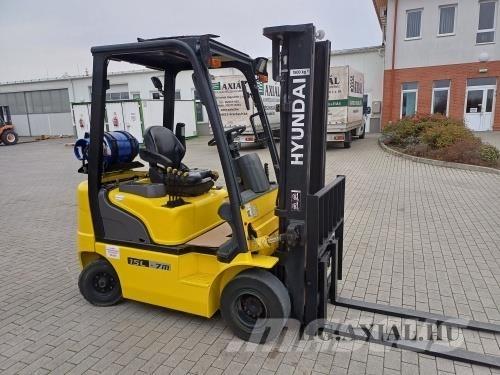 Hyundai 15L-7M Lauksaimniecība- Citi