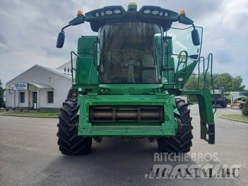 John Deere T660 Ražas novākšanas kombaini