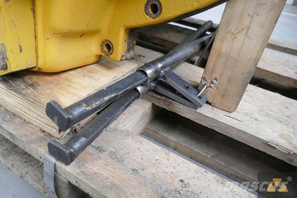 CAT 105-8185 Pārnesumkārbas