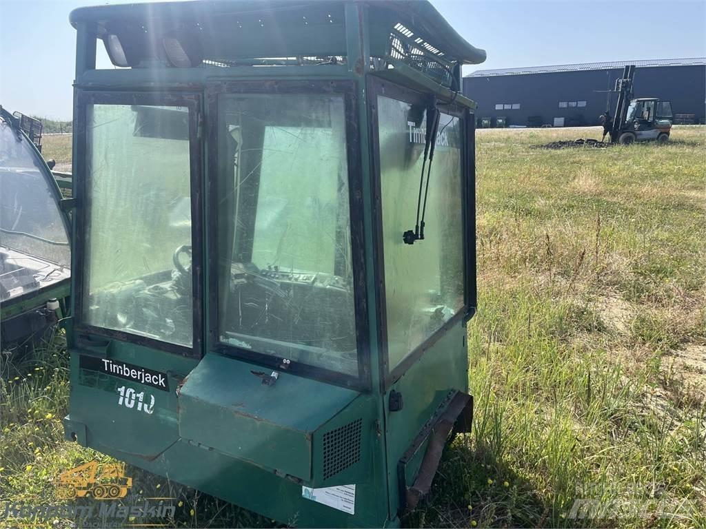 Timberjack 1010 Kabīnes un interjers