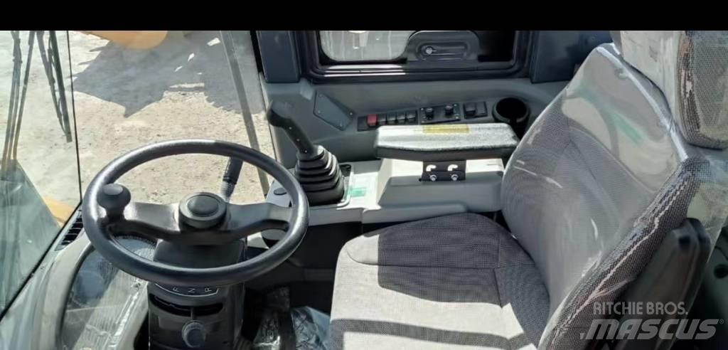 XCMG ZL 50 Iekrāvēji uz riteņiem