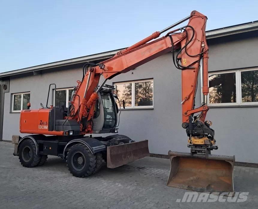 Hitachi ZX 130 W Ekskavatori uz riteņiem