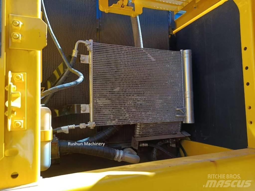 Komatsu PC 200 Vidēja lieluma ekskavatori 7 t - 12 t
