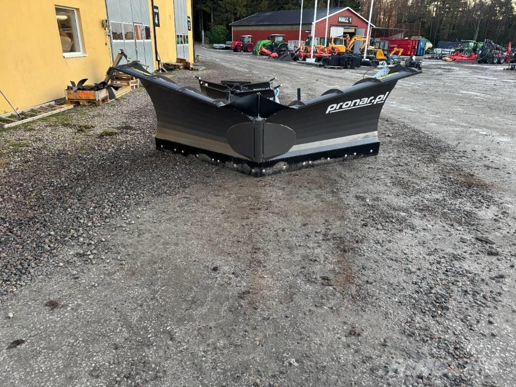 Pronar PUV 4000 M HD Sniega naži un tīrītāji
