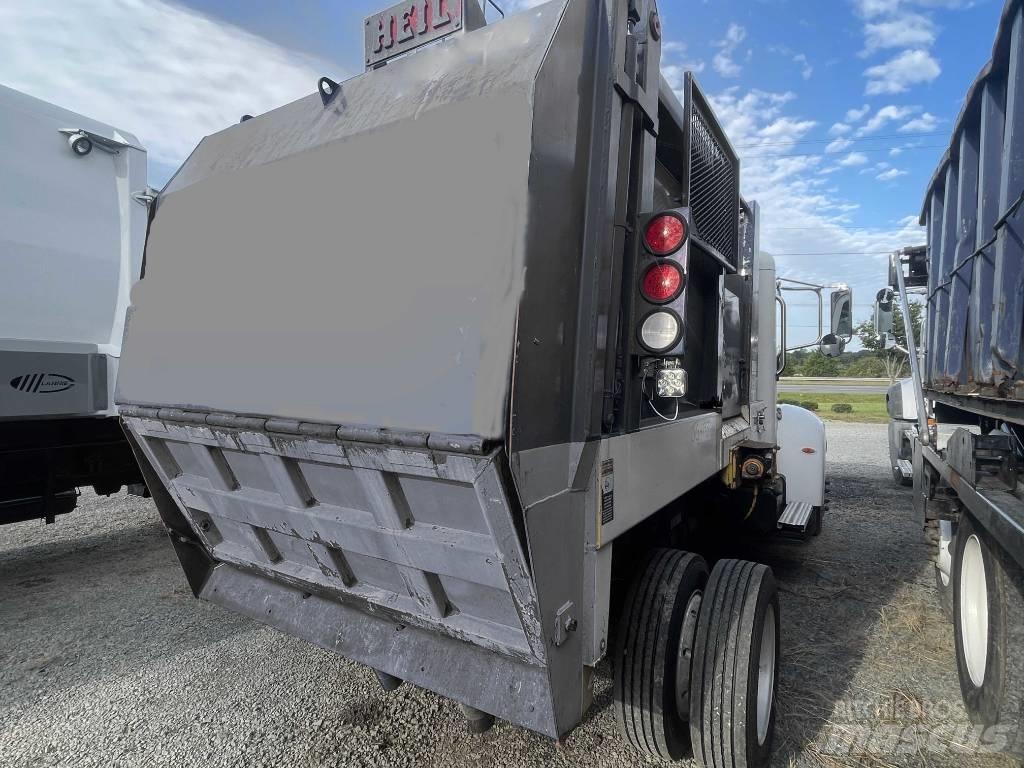 Peterbilt 330 Atkritumu izvešanas transports