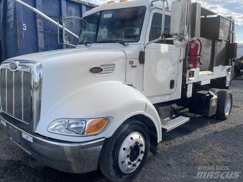 Peterbilt 330 Atkritumu izvešanas transports