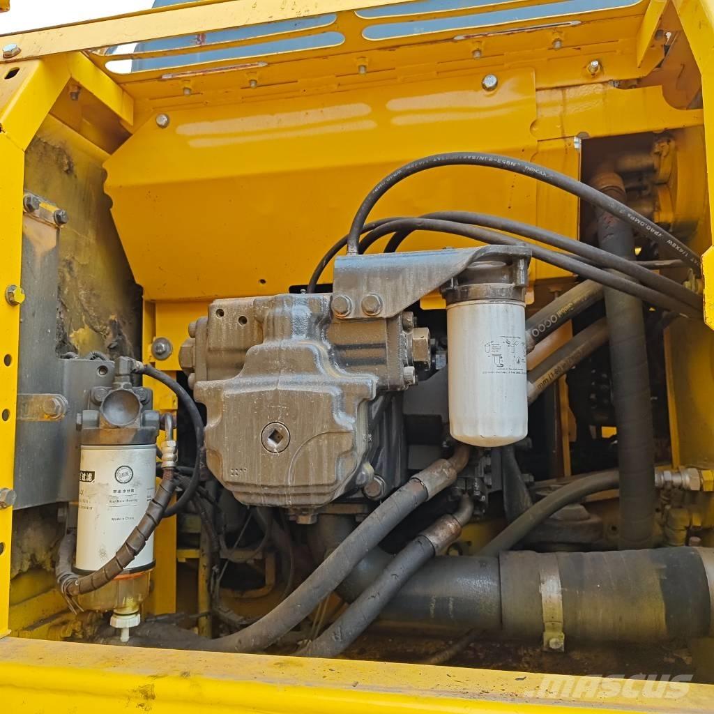 Komatsu PC 240 LC-8 Kāpurķēžu ekskavatori