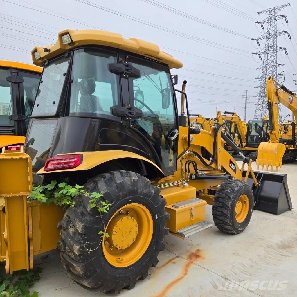 CAT 420F Ekskavatori-iekrāvēji