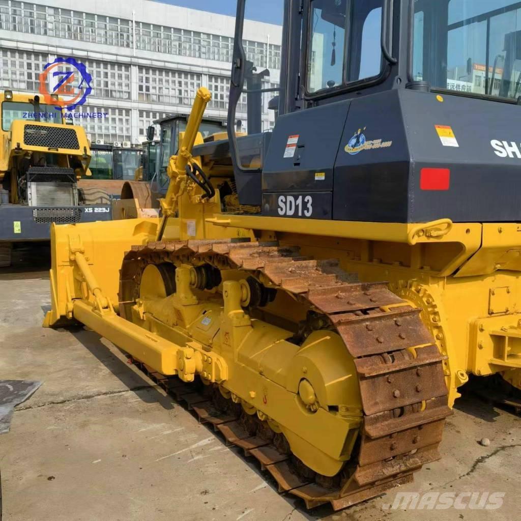 Shantui SD 13 Kāpurķēžu buldozeri