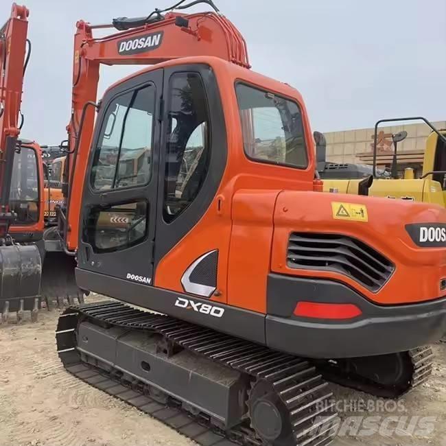 Doosan DX 80 Vidēja lieluma ekskavatori 7 t - 12 t