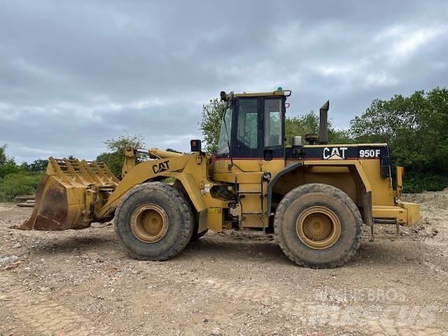 CAT 950 F Iekrāvēji uz riteņiem