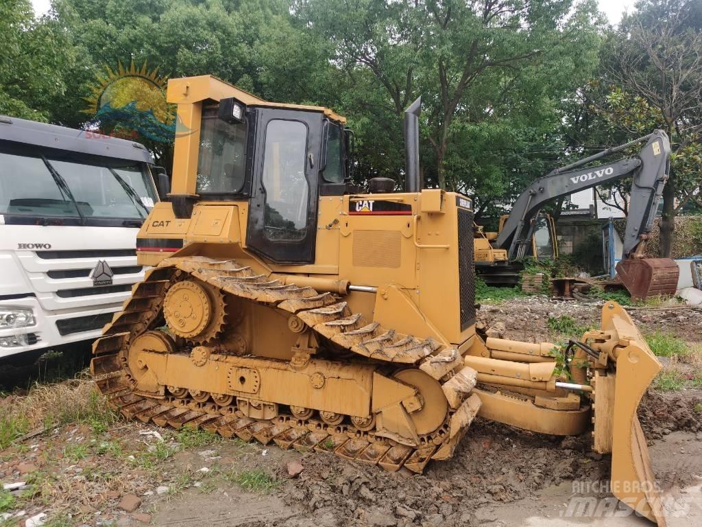 CAT D 5 N Kāpurķēžu buldozeri