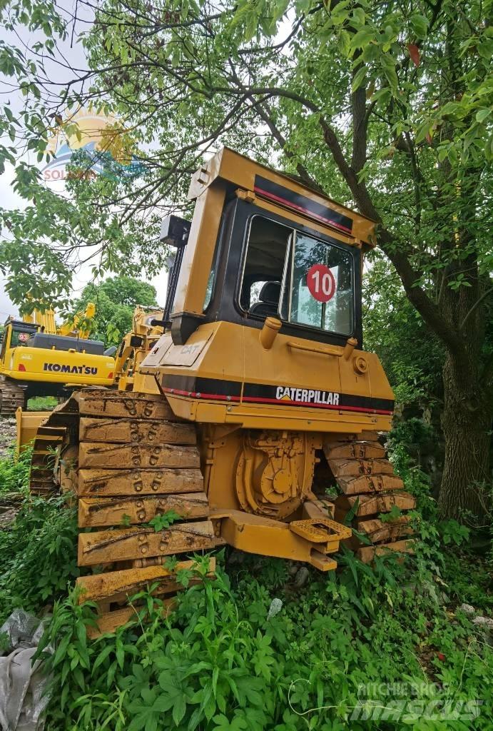 CAT D 5 N Kāpurķēžu buldozeri