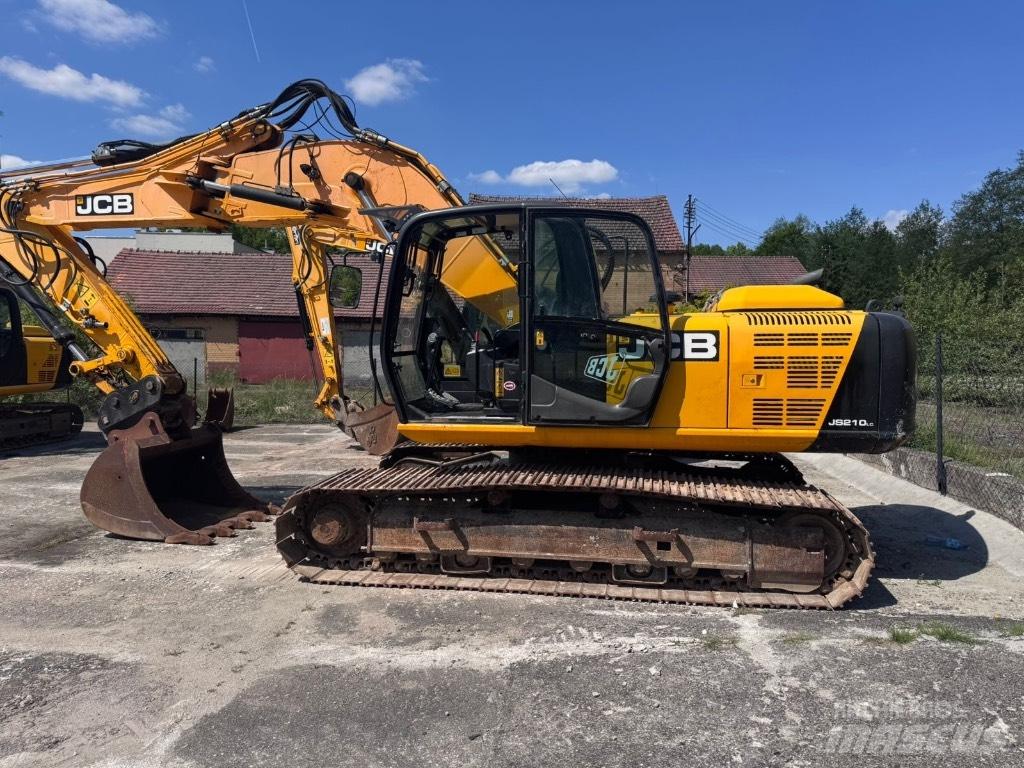 JCB JS 210 LC Kāpurķēžu ekskavatori
