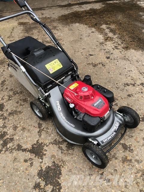 Honda HRH536HX Stumjamās pļaujmašīnas