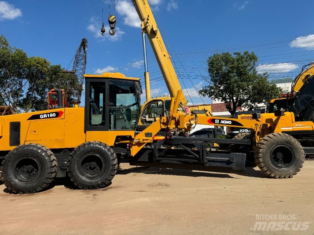 XCMG GR 180 Greideri