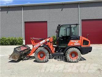 Kubota DR2507 Iekrāvēji uz riteņiem