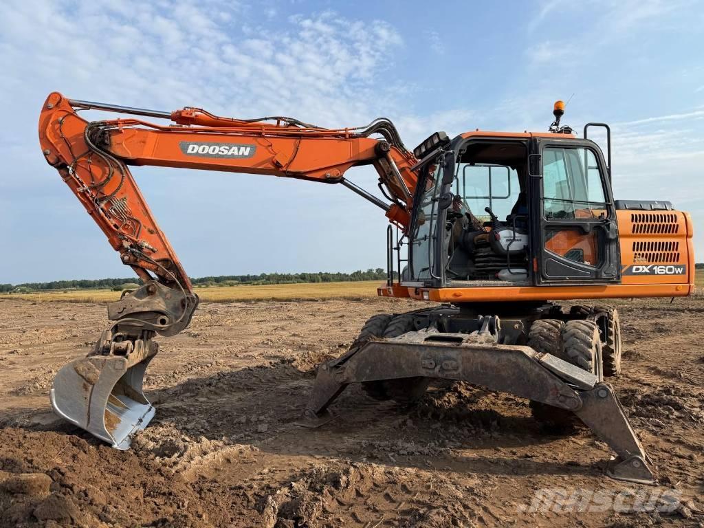 Doosan DX 160 W-3 Ekskavatori uz riteņiem