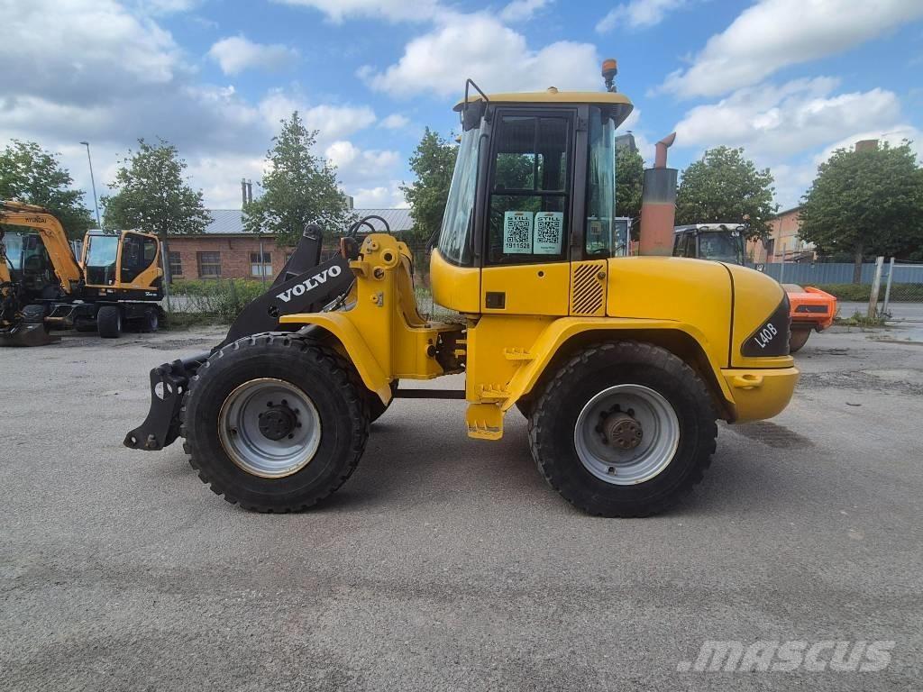 Volvo L 40 B Iekrāvēji uz riteņiem