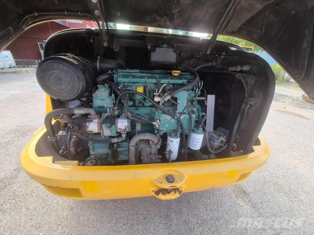 Volvo L 40 B Iekrāvēji uz riteņiem