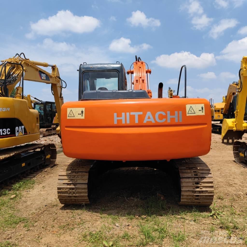 Hitachi ZX 120 Kāpurķēžu ekskavatori
