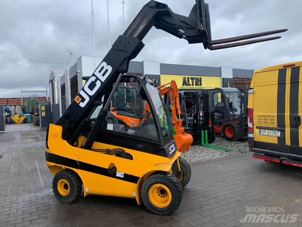 JCB TLT 30 D Teleskopiskie manipulatori