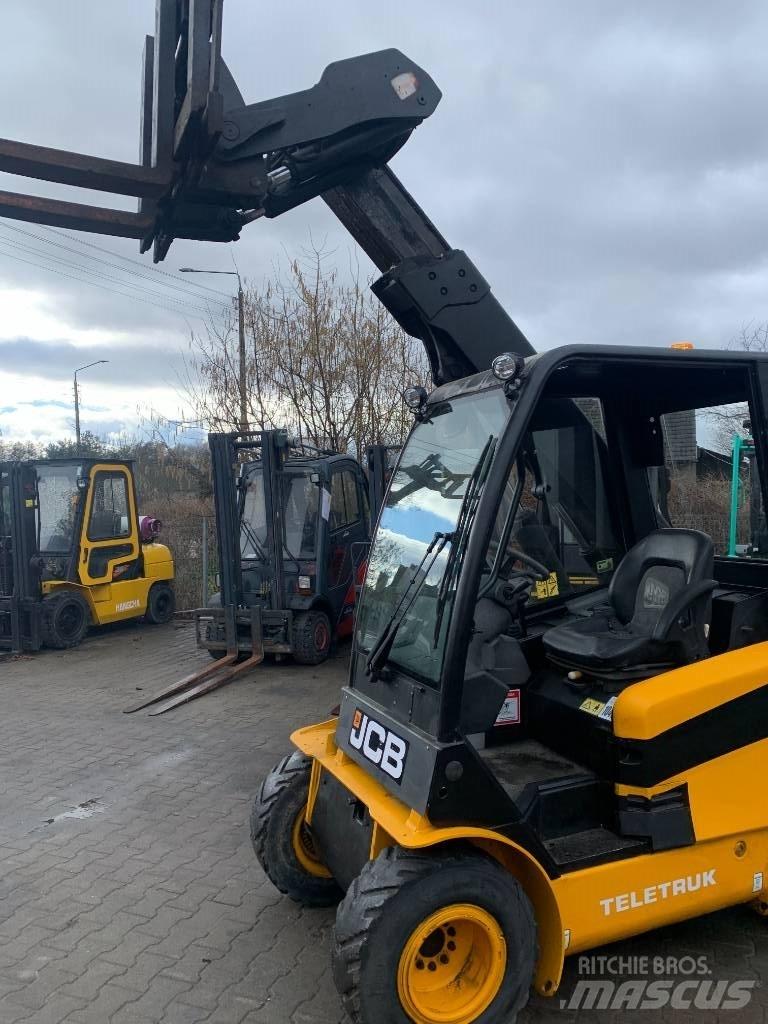JCB TLT 30 D Teleskopiskie manipulatori