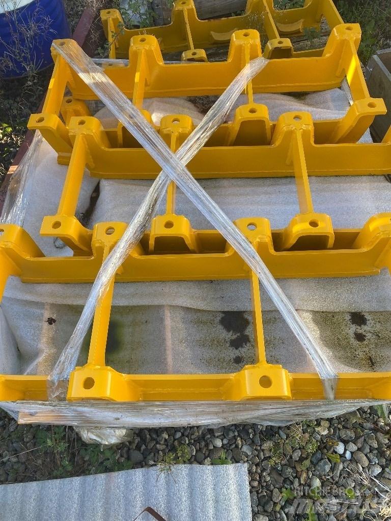 Komatsu D65PX Kāpurķēžu buldozeri