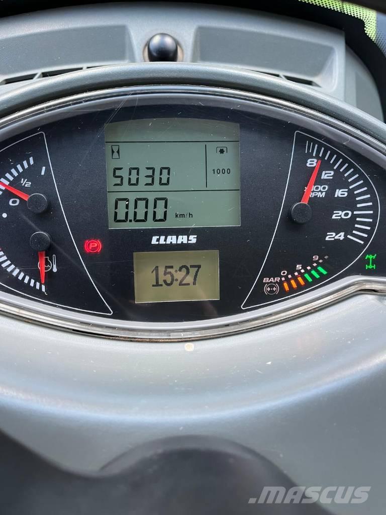 CLAAS Axion 800 CIS Traktori