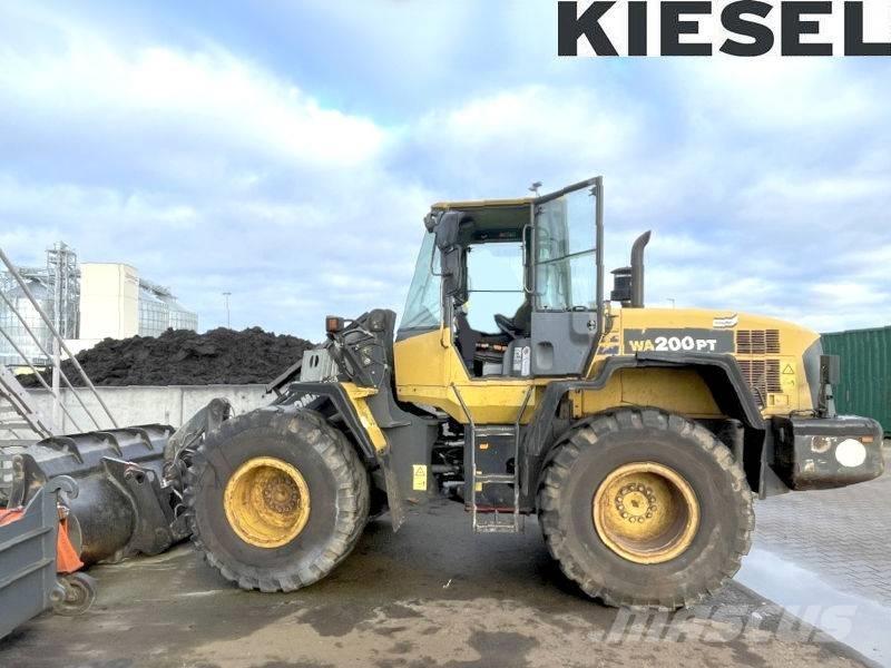 Komatsu WA 200 PT-5 Iekrāvēji uz riteņiem