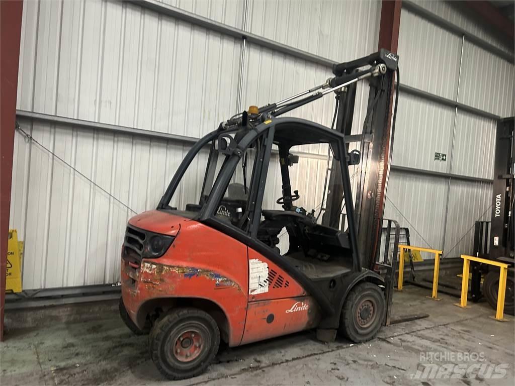 Linde H30D Tehnika ar dīzeļa dzinēju