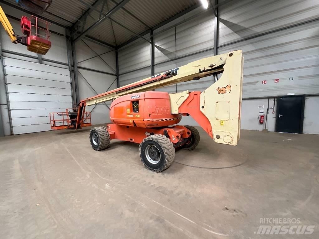 JLG 800 AJ Strēles pacēlāji