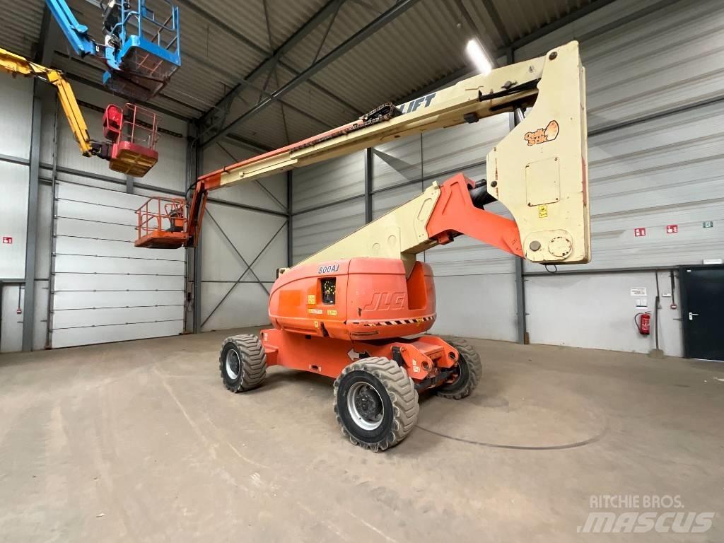 JLG 800 AJ Strēles pacēlāji