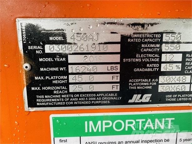JLG 450 A Strēles pacēlāji