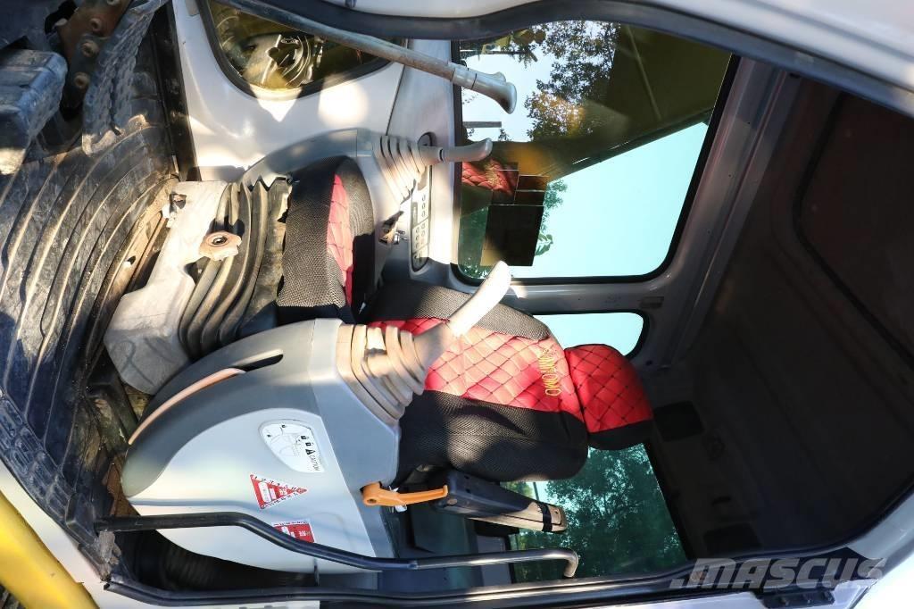 Sumitomo SH120A-3 Kāpurķēžu ekskavatori