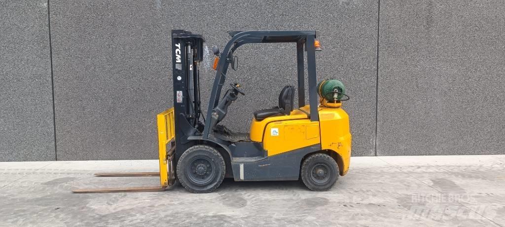 TCM FHG 25 T3 LPG tehnika