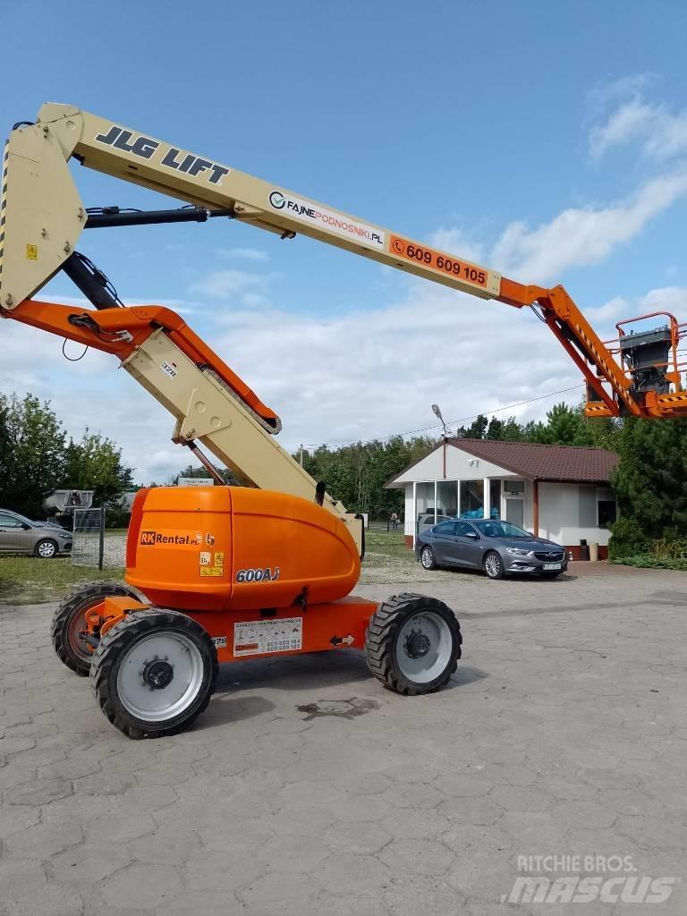 JLG 600 AJ Strēles pacēlāji