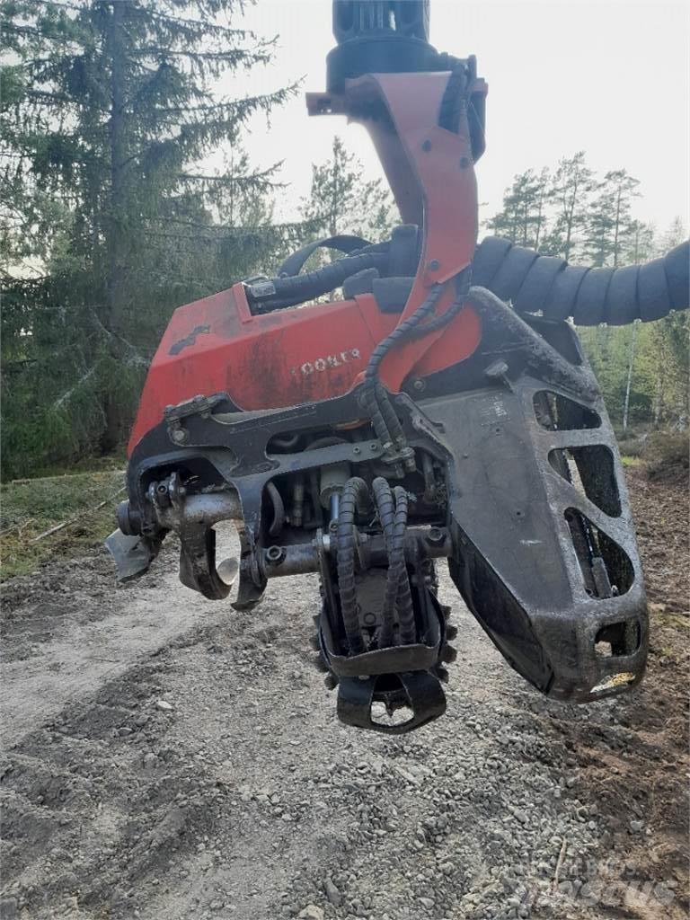 Komatsu C93 Hārvesteru kausi
