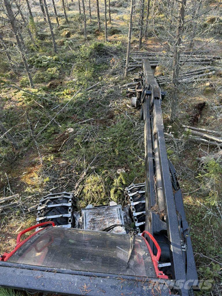 Komatsu 901 Harvesteri