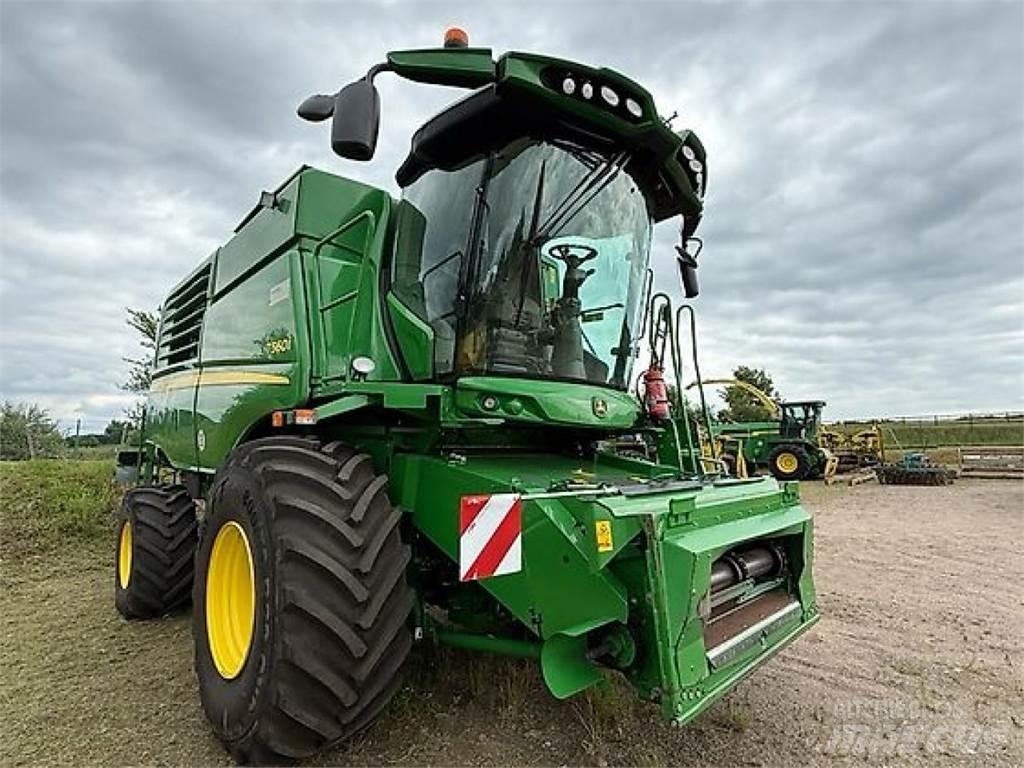 John Deere T560i Ražas novākšanas kombaini