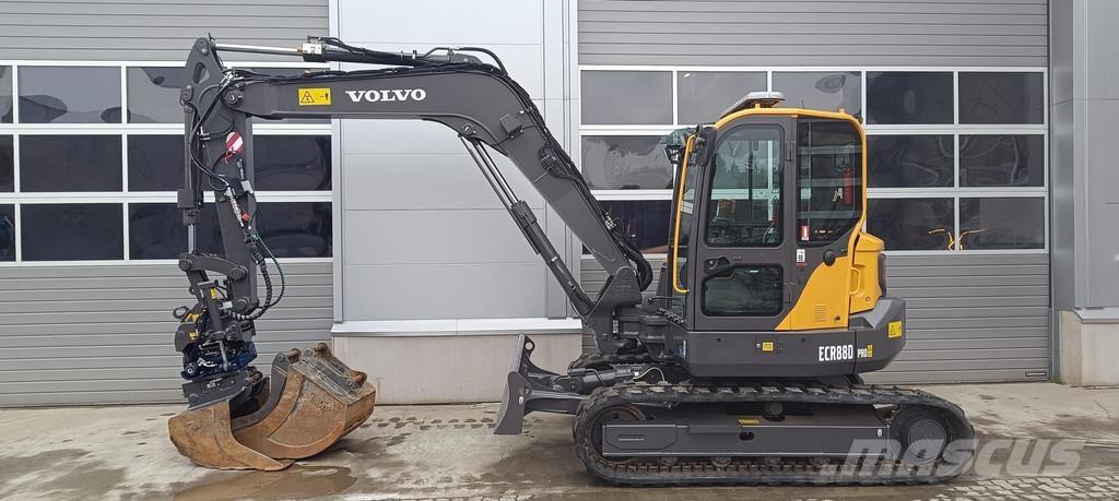 Volvo ECR88D Vidēja lieluma ekskavatori 7 t - 12 t