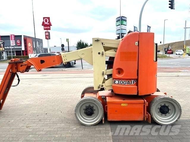 JLG E 300 AJP Strēles pacēlāji