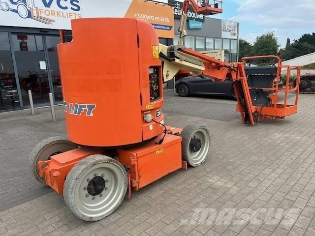JLG E 300 AJP Strēles pacēlāji