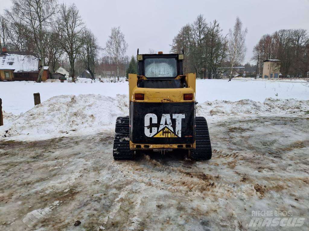 CAT 247 B Kāpurķēžu iekrāvēji
